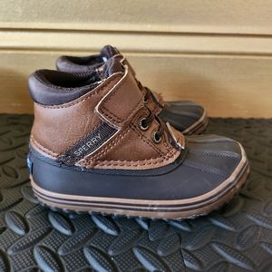 Toddler size 8 boots